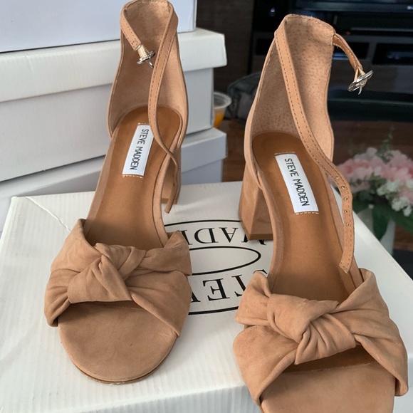 Steve Madden Shoes - Steve Madden 2 1/2 in. heels
